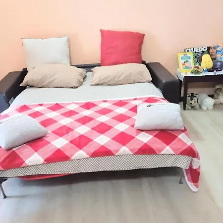 The Nest Of Envy Μπάρι