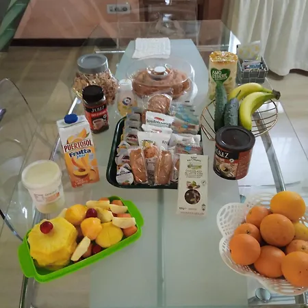 The Nest Of Envy Μπάρι