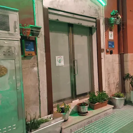 The Nest Of Envy Appartement Bari