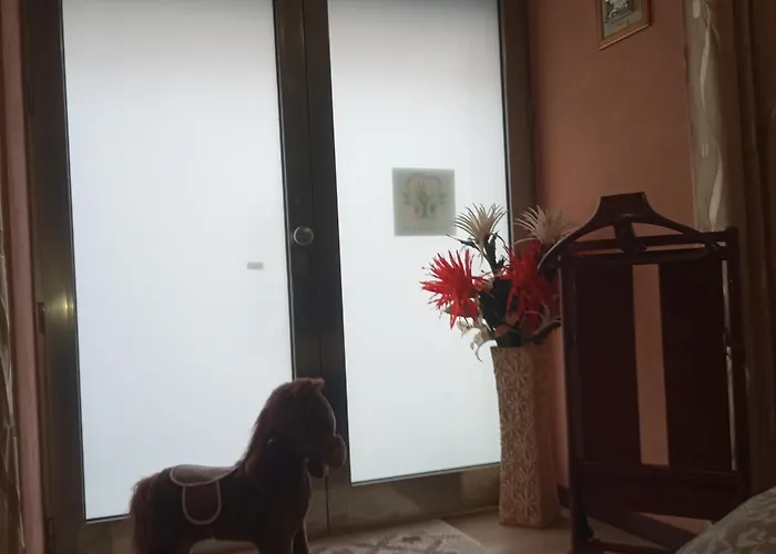 The Nest Of Envy Bari